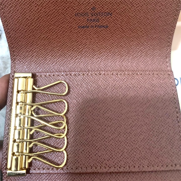 🆕💖❤️NWT Louis Vuitton Monogram 6 Key Holder - Picture 11 of 11